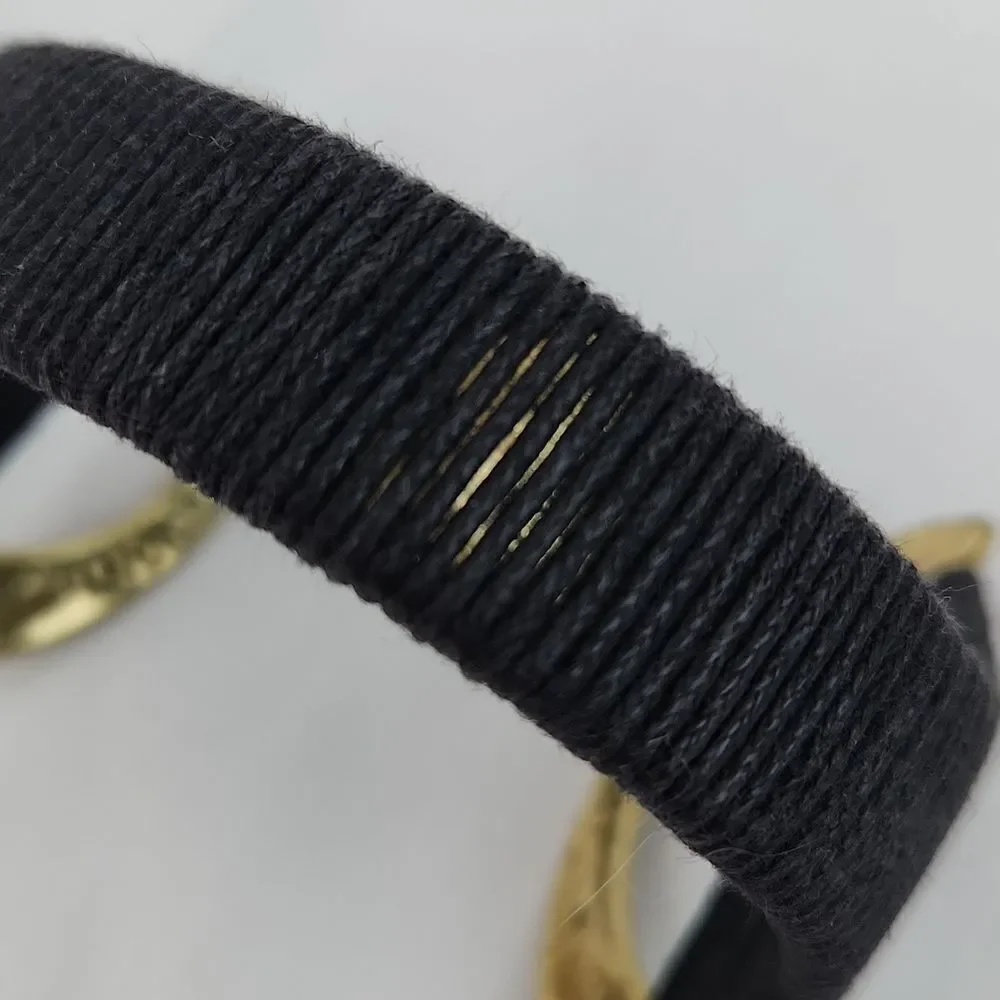 💜Vintage Lucky Gold Tone Hammered Cuff Bracelet